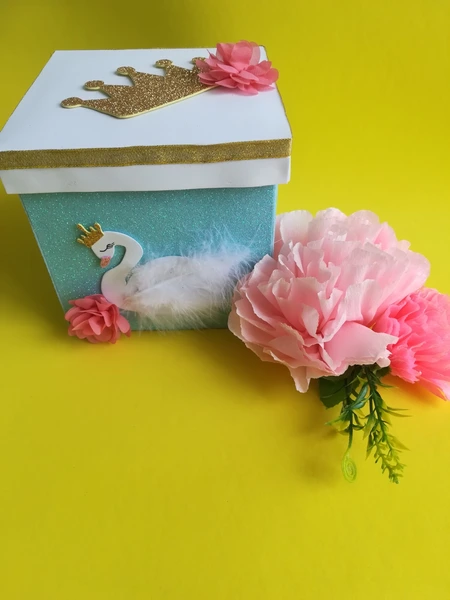 Cajas de Cartón y Cartulina para Regalos Personalizadas: Un Toque Único para tus Detalles Especiales